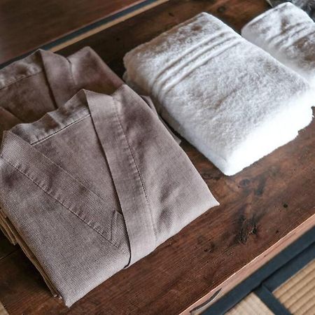 Tamana ひねもす101:宇野駅から車で5分 直島へ 最大8名様 古民家 아파트 외부 사진